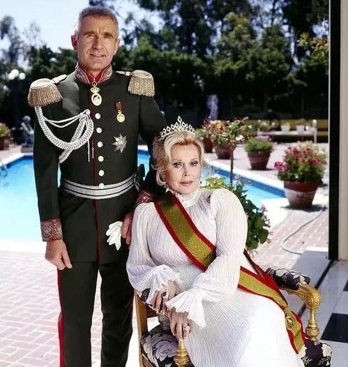 吃瓜母女头像,母女同框，吃瓜乐趣无限