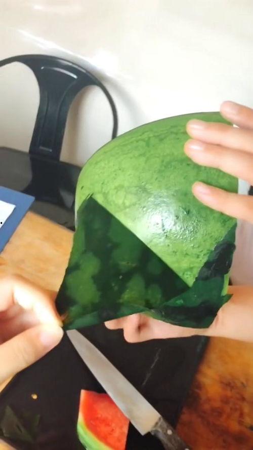 撕皮吃瓜,揭秘娱乐圈背后的真相与八卦